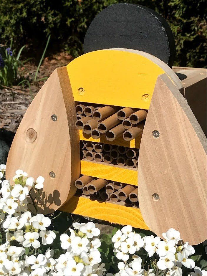 BEE Pollinator House - ECO Paper Tubes - Garden Outside The Box