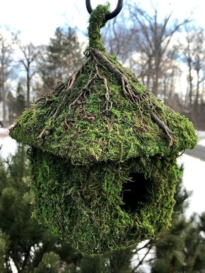 CABIN - Natural MOSS & Stick Birdhouse - Garden Outside The Box