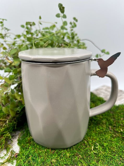White Hummingbird Tea Mug with Tea Basket