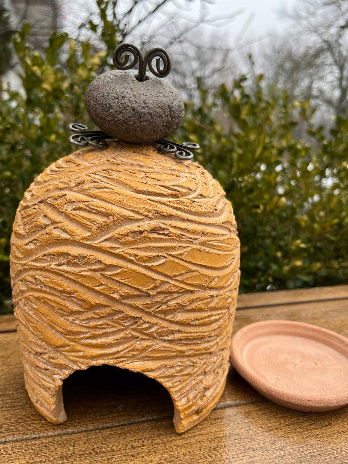 Ceramic Toad House - Garden Outside The Box