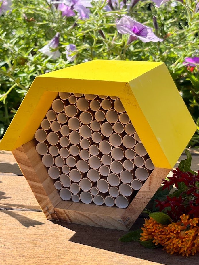 Simplepollinator Box Pollinators – Garden Outside The Box