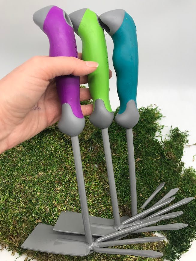 Hand Cultivator and Garden Hoe Tool