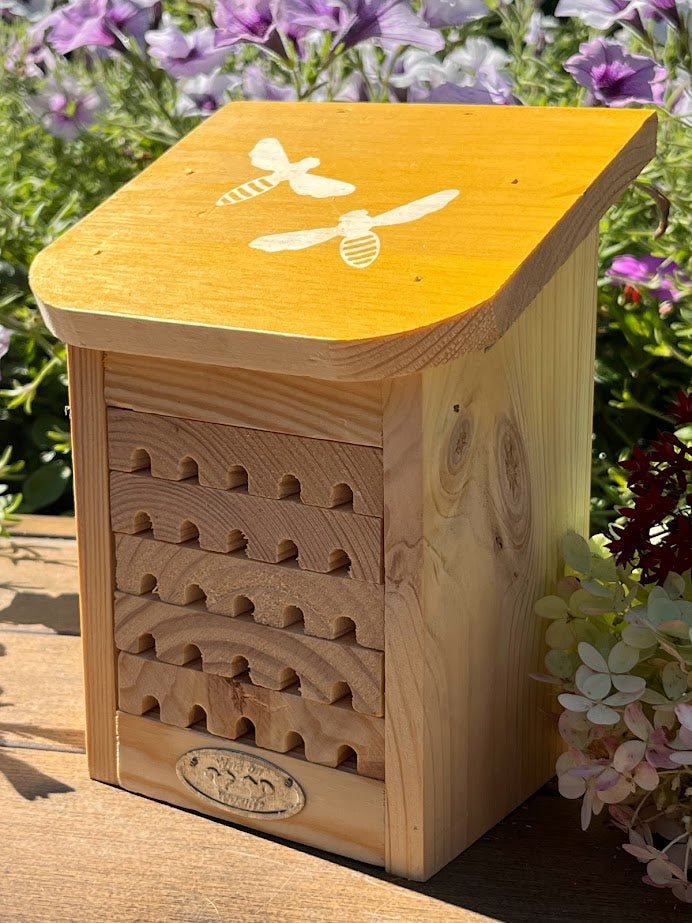 ECO Sally Easy Clean Removable Block Pollinator House